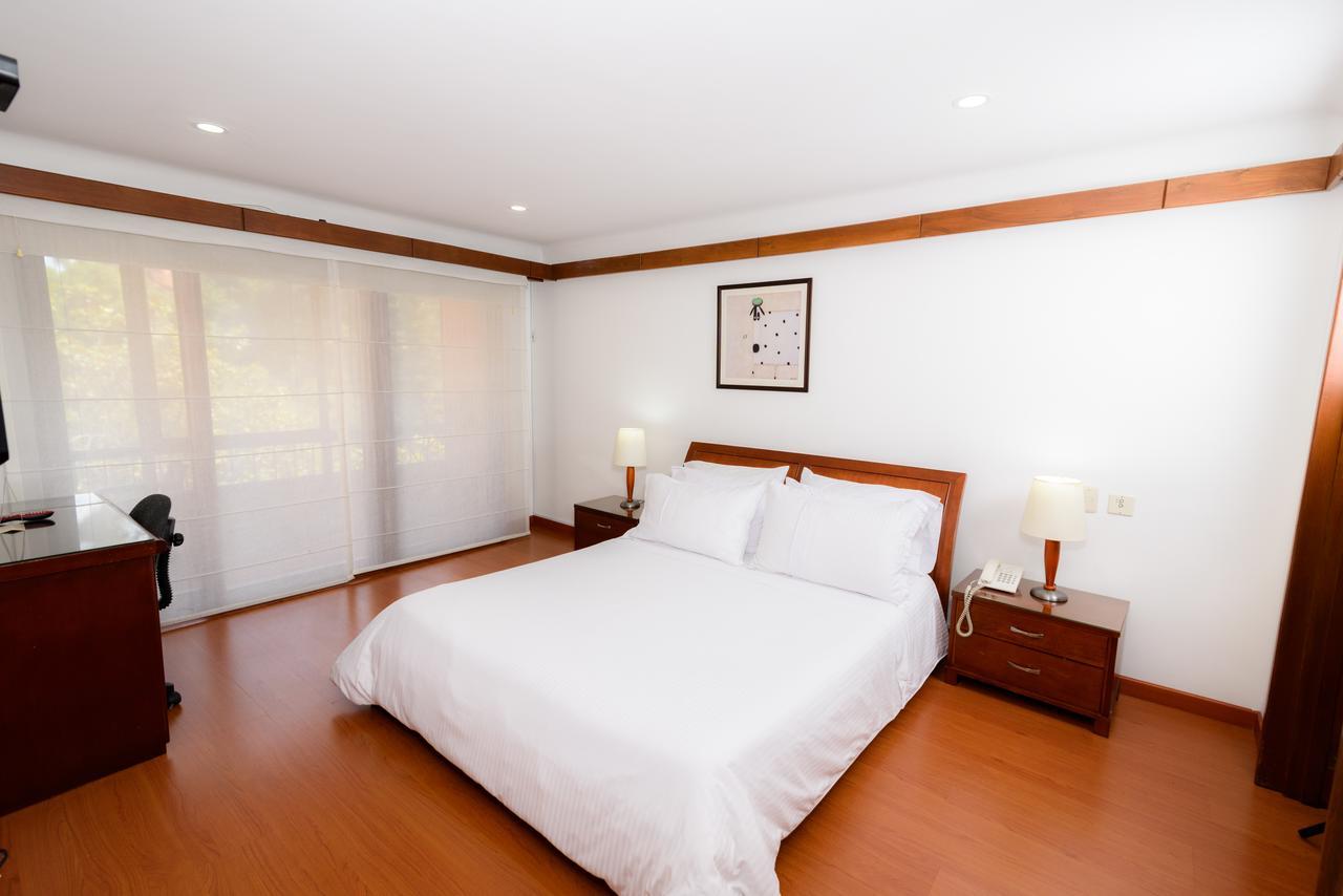 Travelers Condominio Plenitud ボゴタ エクステリア 写真